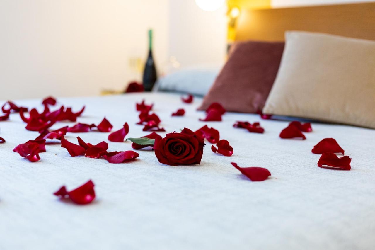 Lucenova Suite Guest-House Cagliari Dış mekan fotoğraf